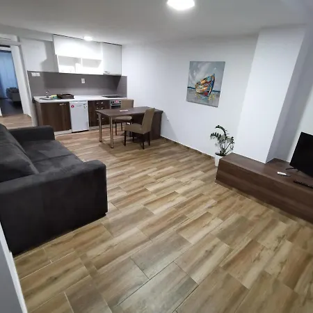 Apartment Sapa & *